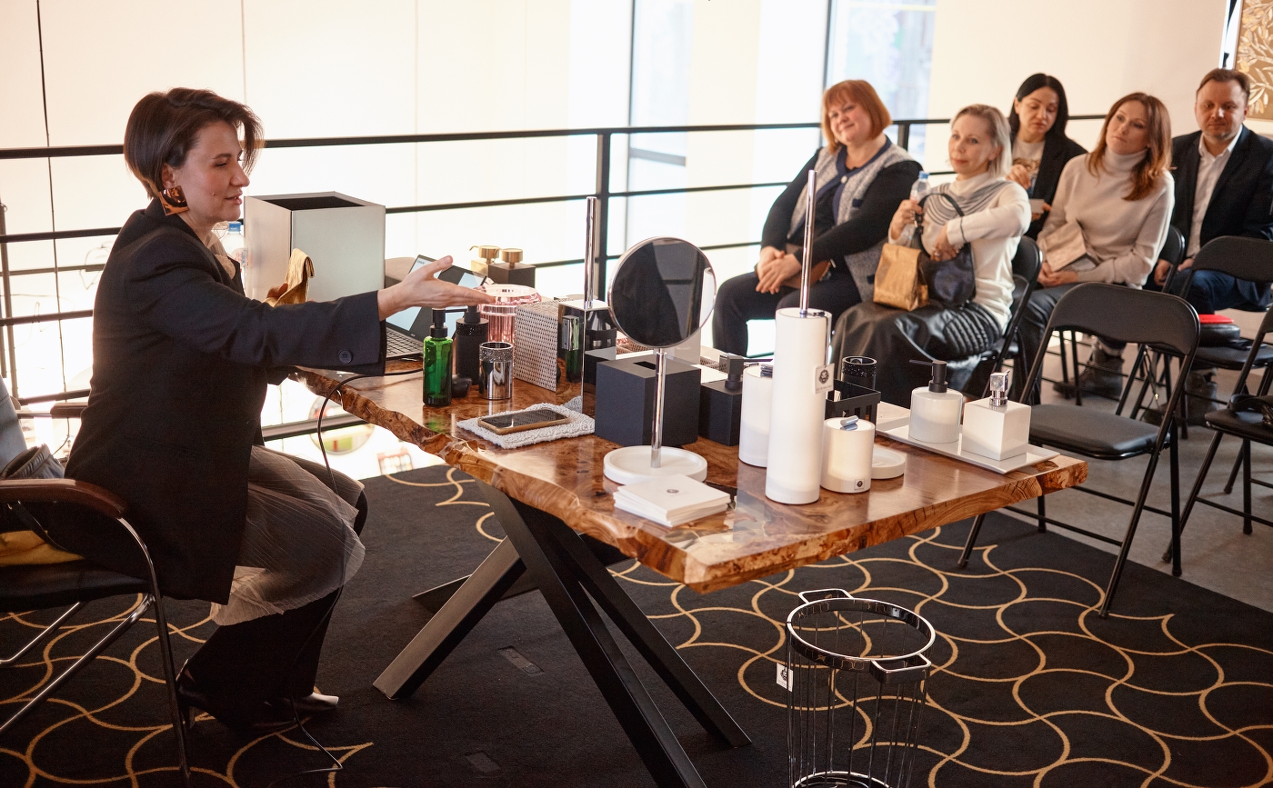 Встреча с друзьями. Decor Walther