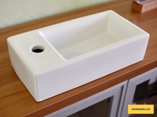 Умывальник CeramaLux D1043