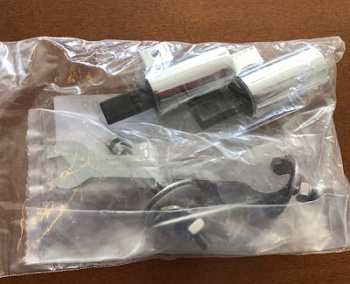 Комплект крепежа для сиденья Soft-Close Globo CRN02