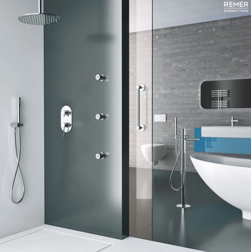 Смеситель для ванны Remer Minimal N08