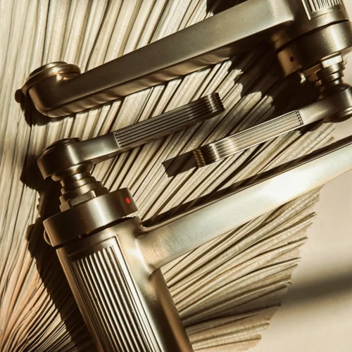 Смеситель для умывальника Rea Monaco gold matt B4211