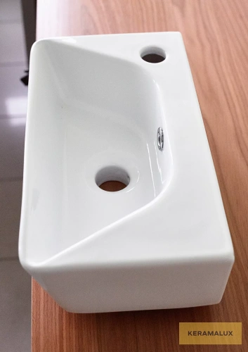 Умывальник CeramaLux 78578R