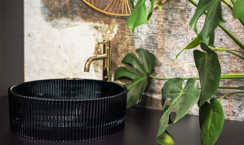 Умывальник Rea Ingrid Black U6800